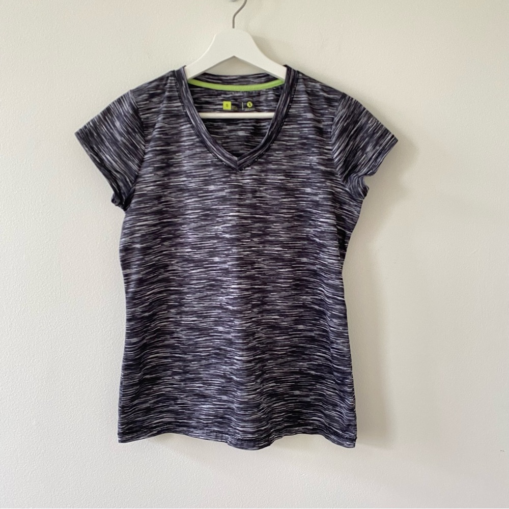 XERSION Women’s Athletic V-neck Short Sleeve Tee